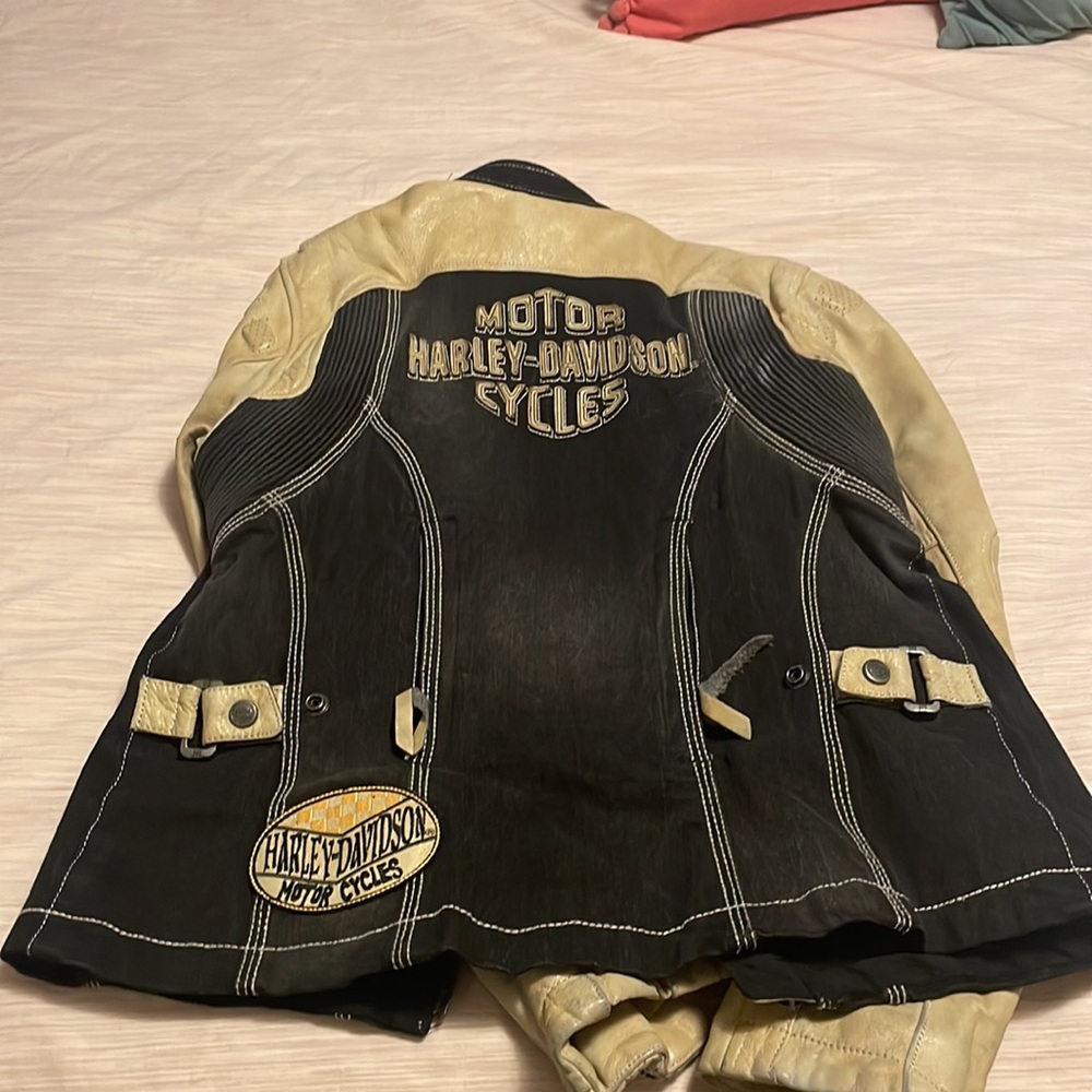 Harley Davidson leather spring jacket. - Picture 3 of 3